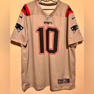 Men’s Nike Dri Fit New England Patriots Mac Jones jersey size XL